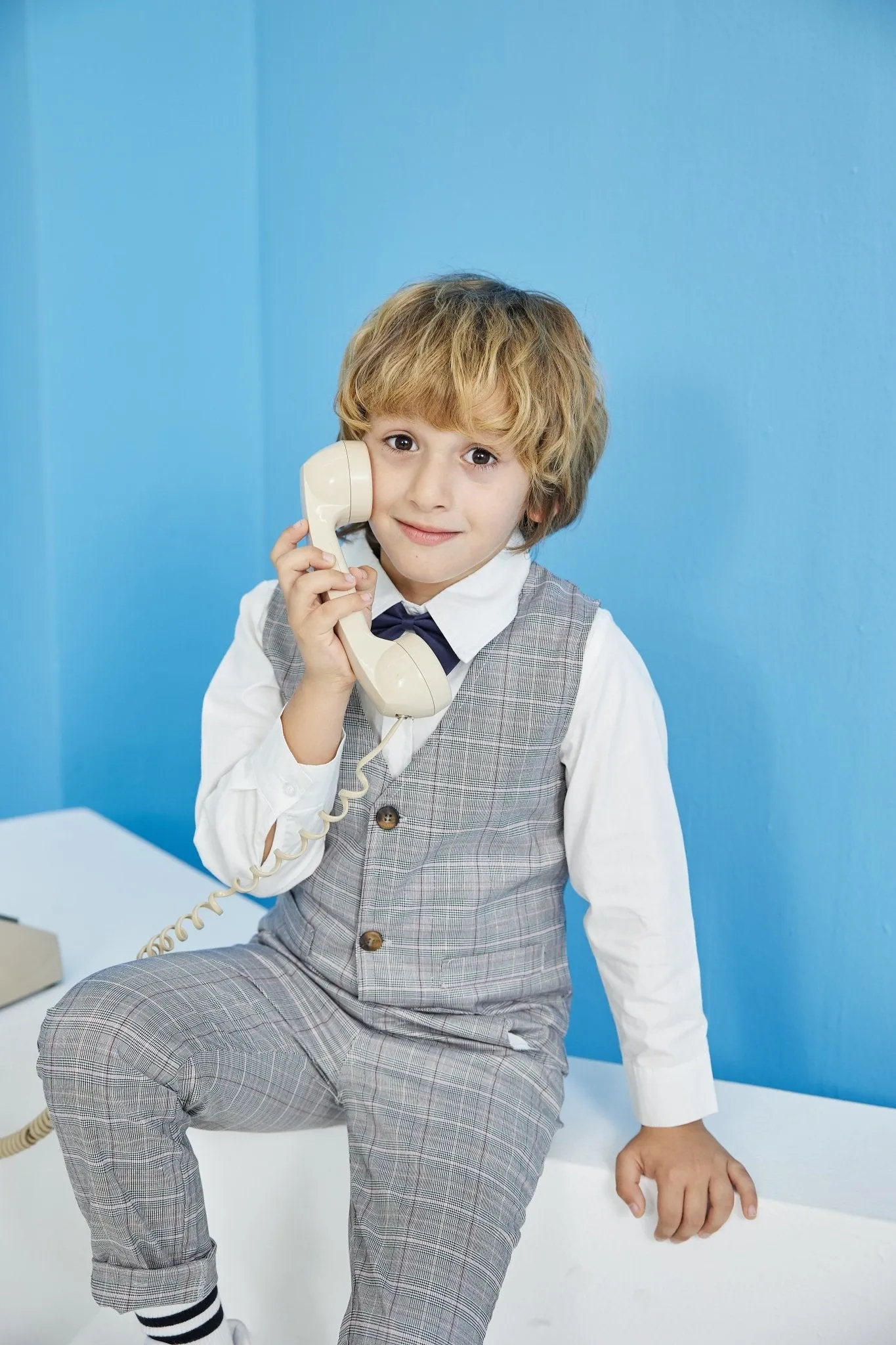 4-Piece Boy Classic Gray Checkered Gentleman Suit (3 Colors)