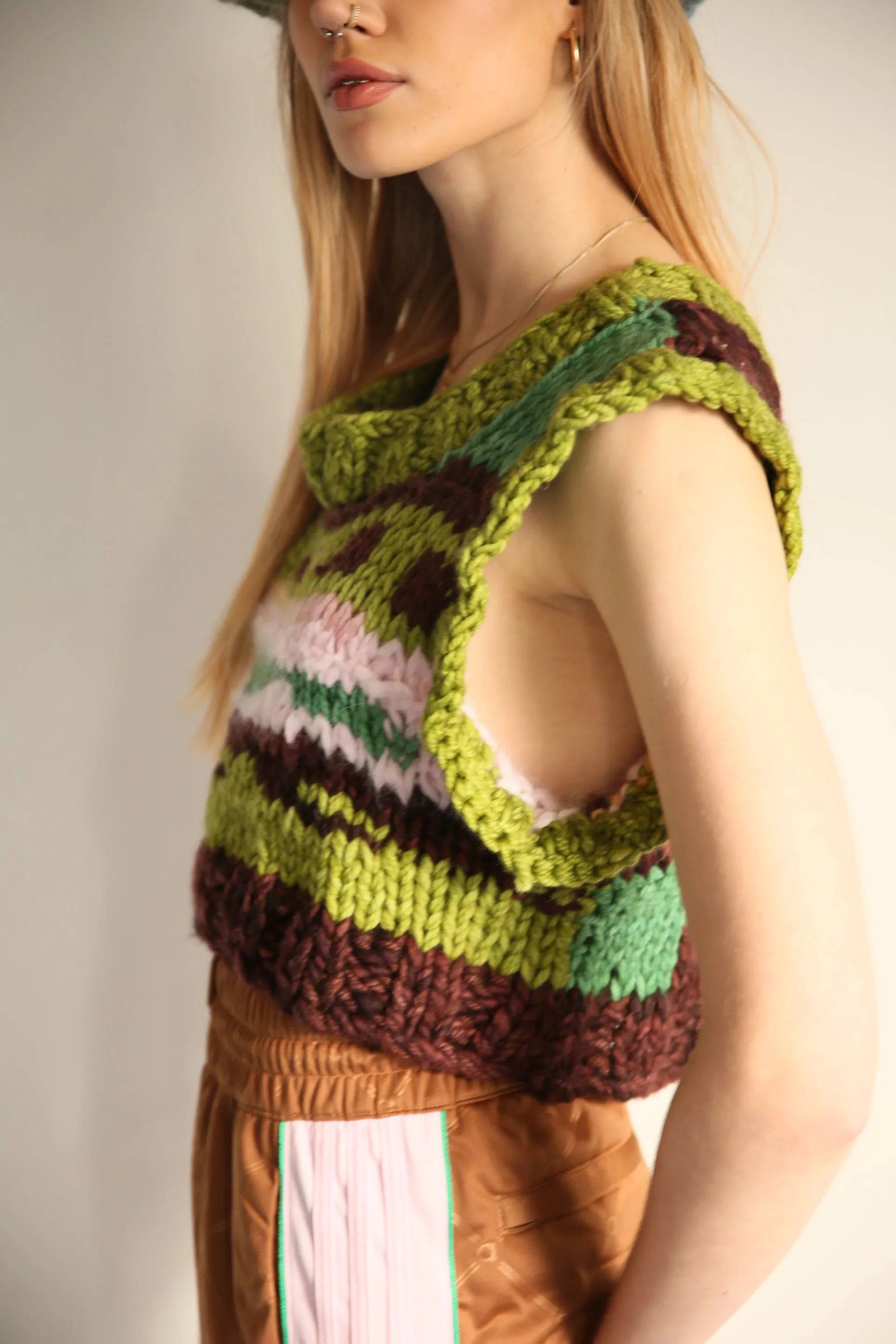 ABSTRACT DREAMS VEST