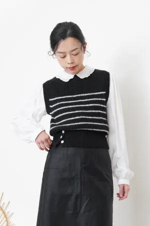 Black stripes vest w/ buttons details hem