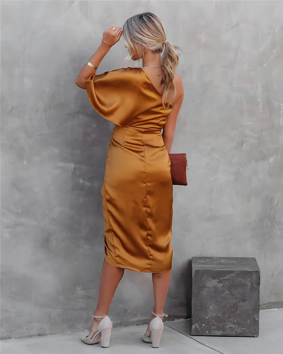 Claire - Elegant Silk Dress