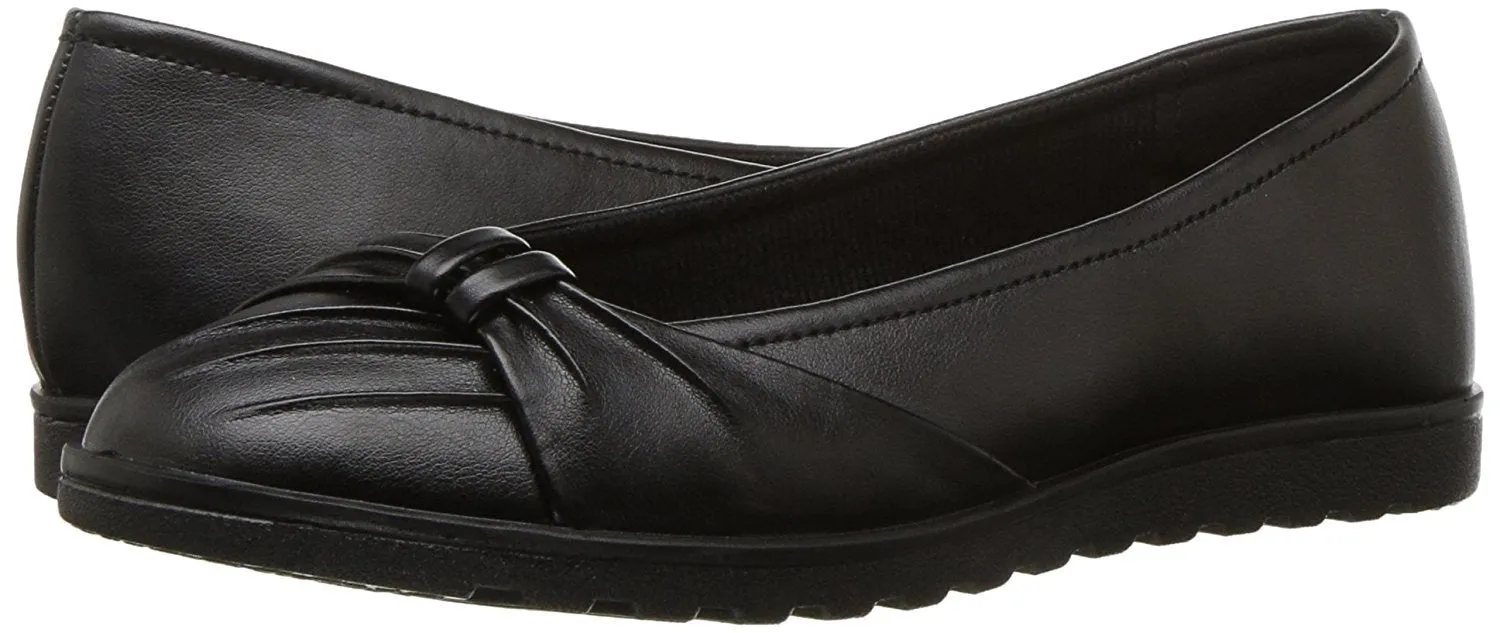 Easy Street Women's Giddy II Flat