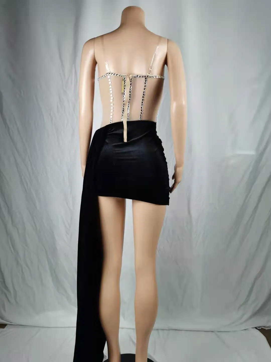 Elegant side tie dress