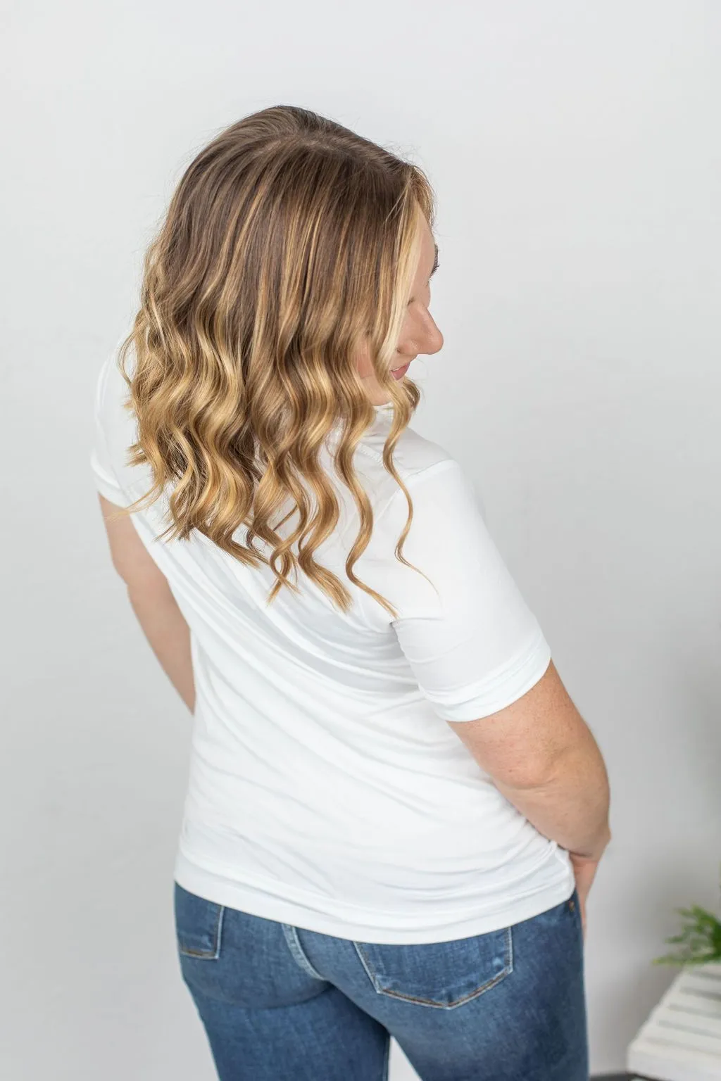 IN STOCK Sophie Pocket Tee - White | Women's Short Sleeve