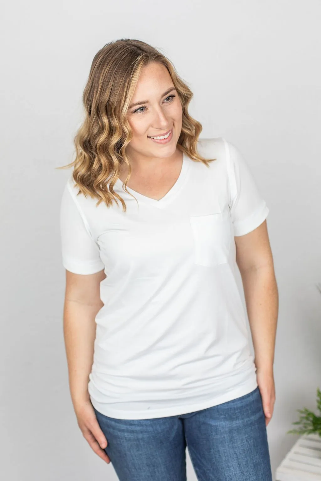 IN STOCK Sophie Pocket Tee - White | Women's Short Sleeve