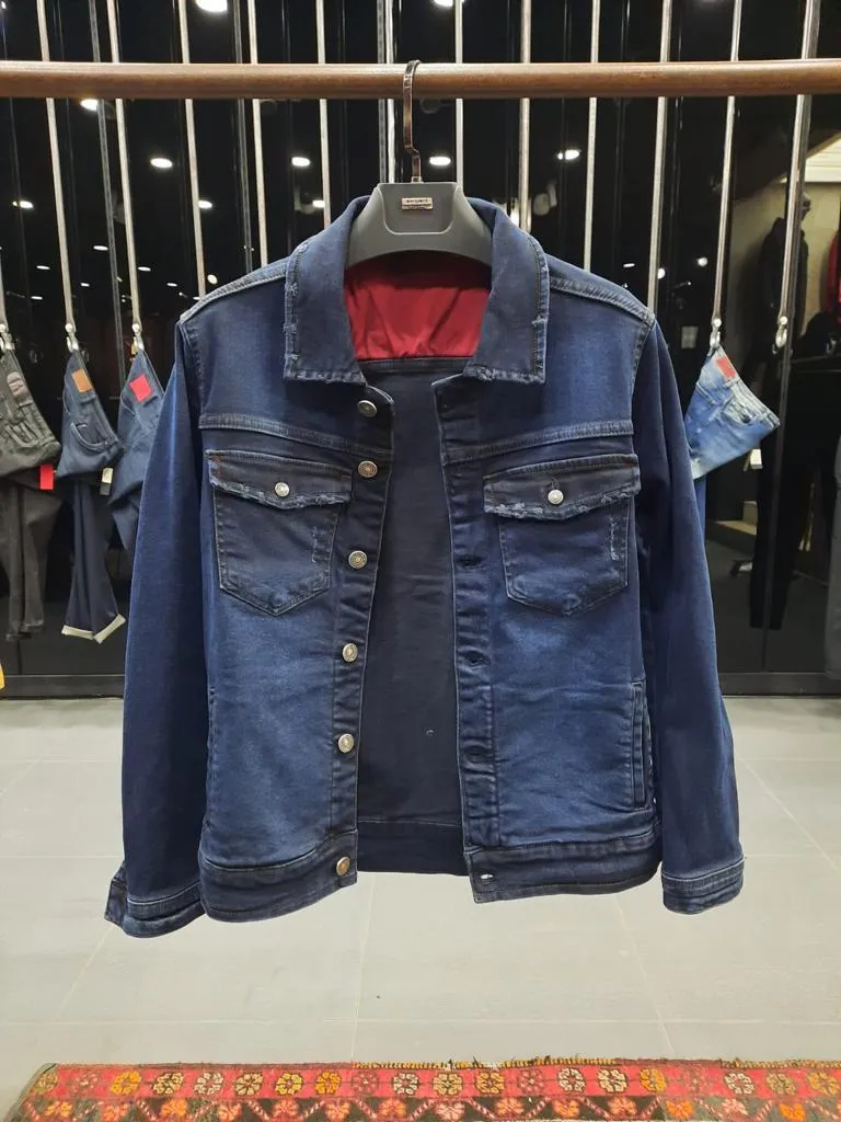 J.E 8411: Jean Jacket: D.BLUE