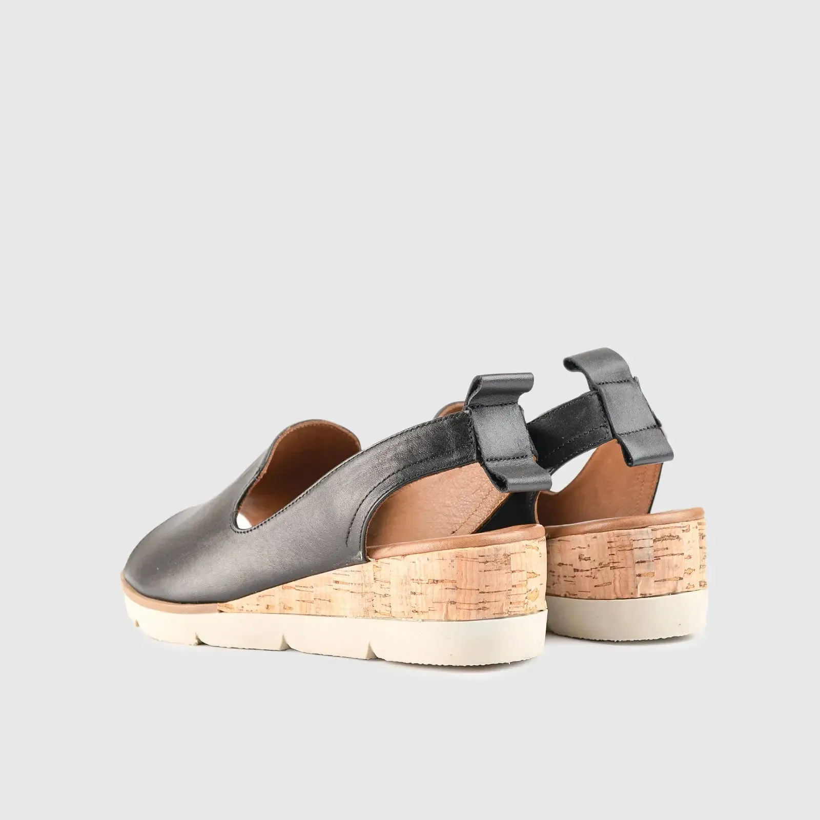 Leather Comfort Wedges Black 401
