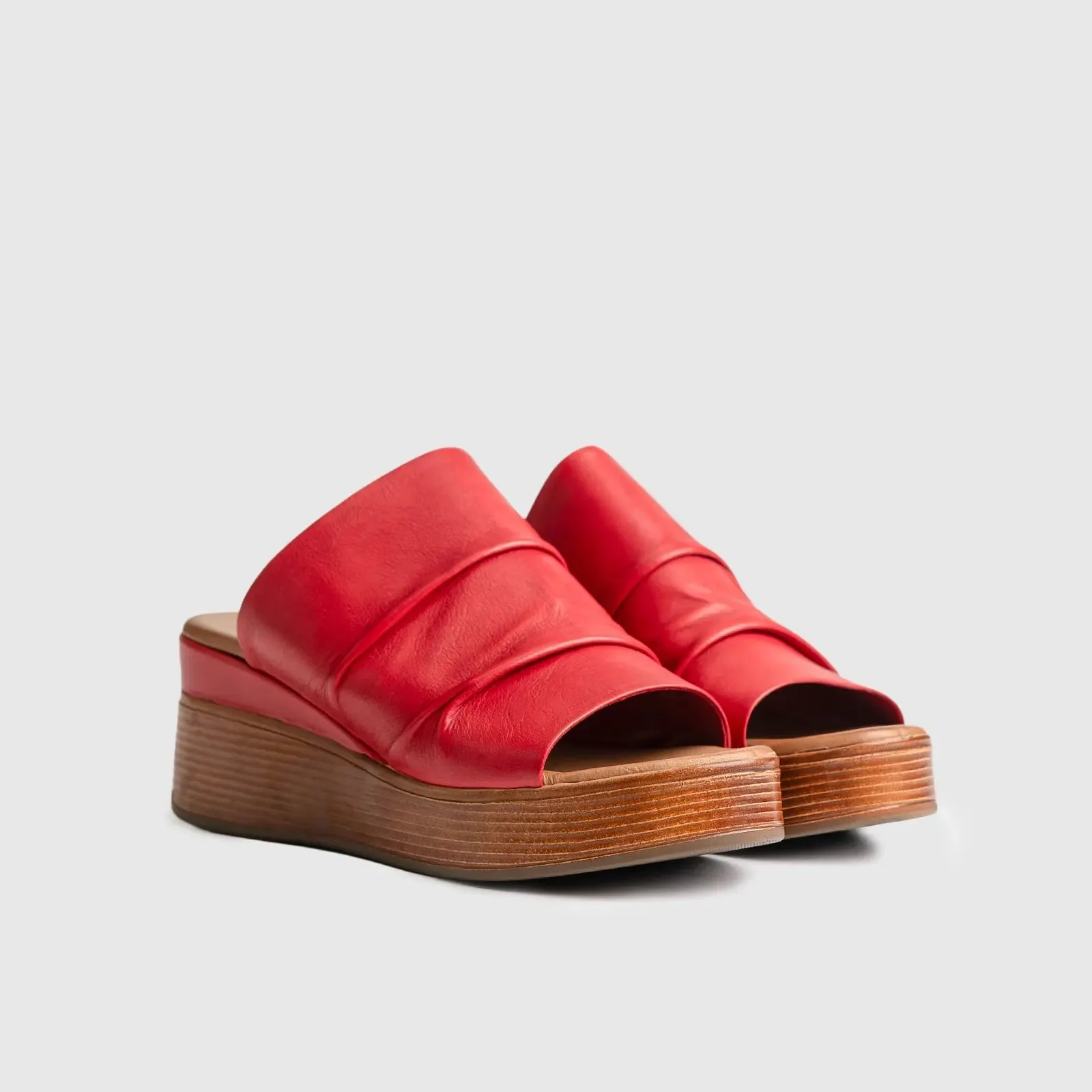 Leather Comfort Wedges Red 8501