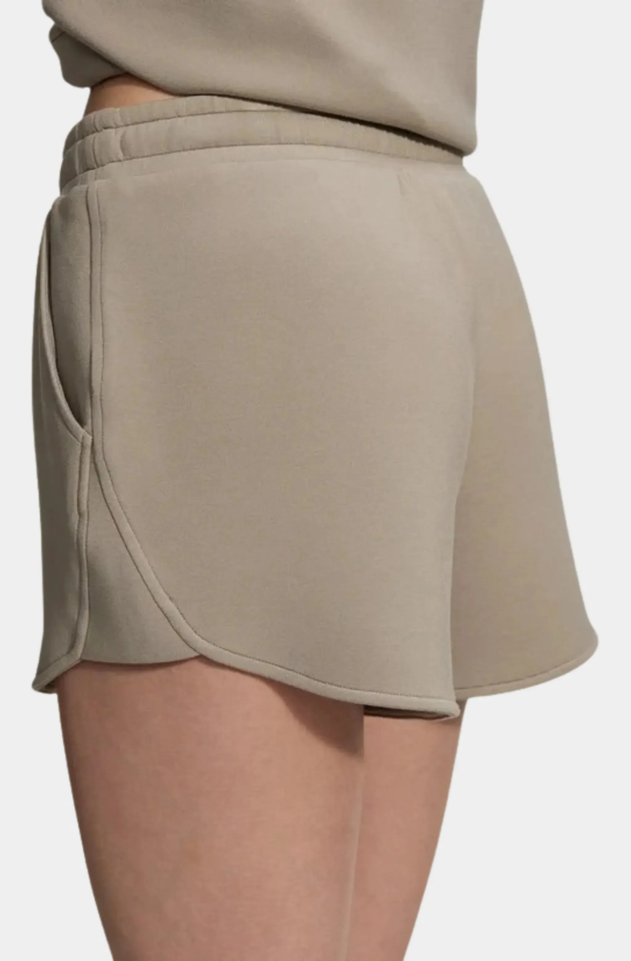 Margot Low Rise Short