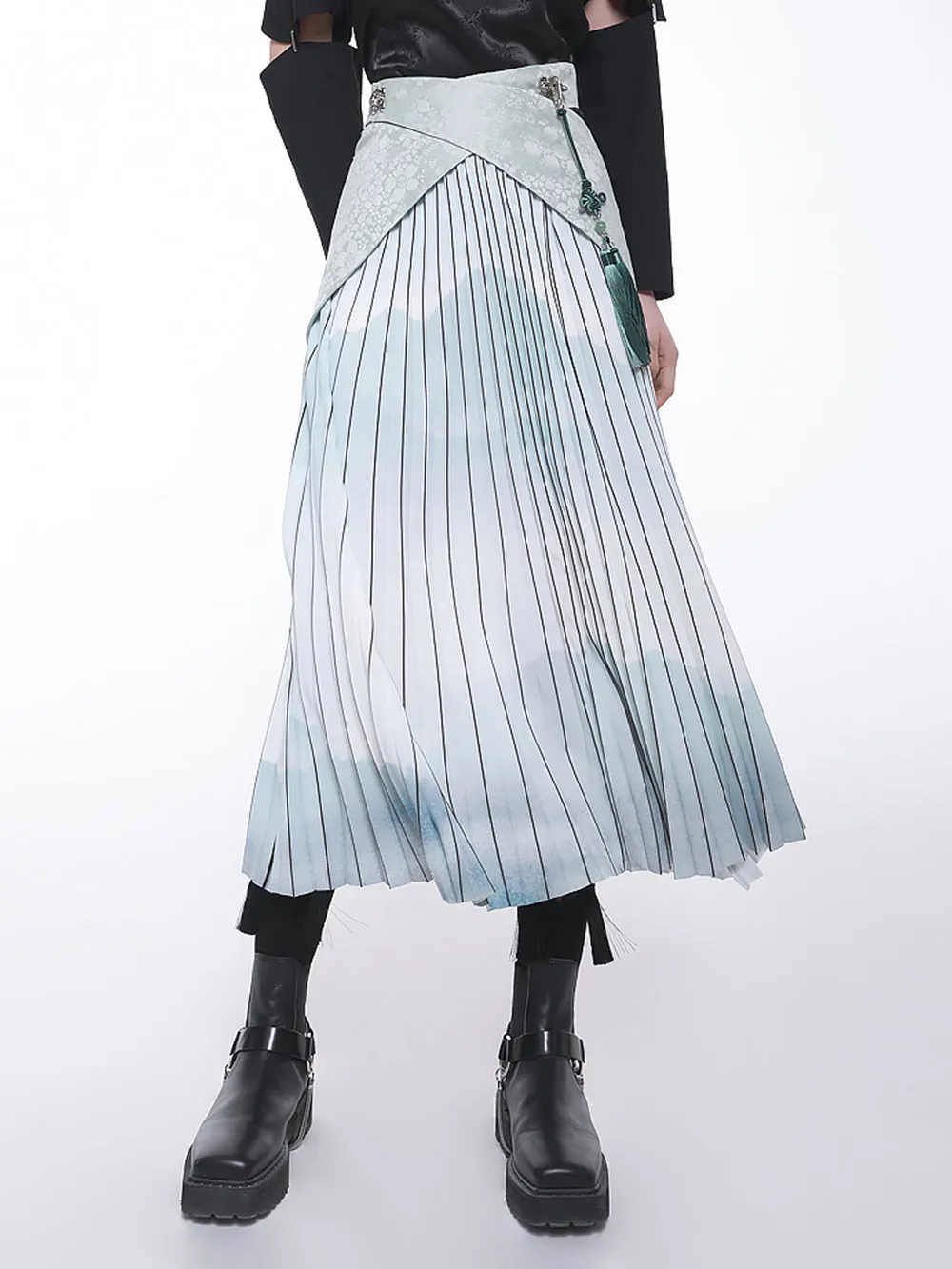 MUKTANK × CUUDICLAB Modified Song-style Pleated Skirts