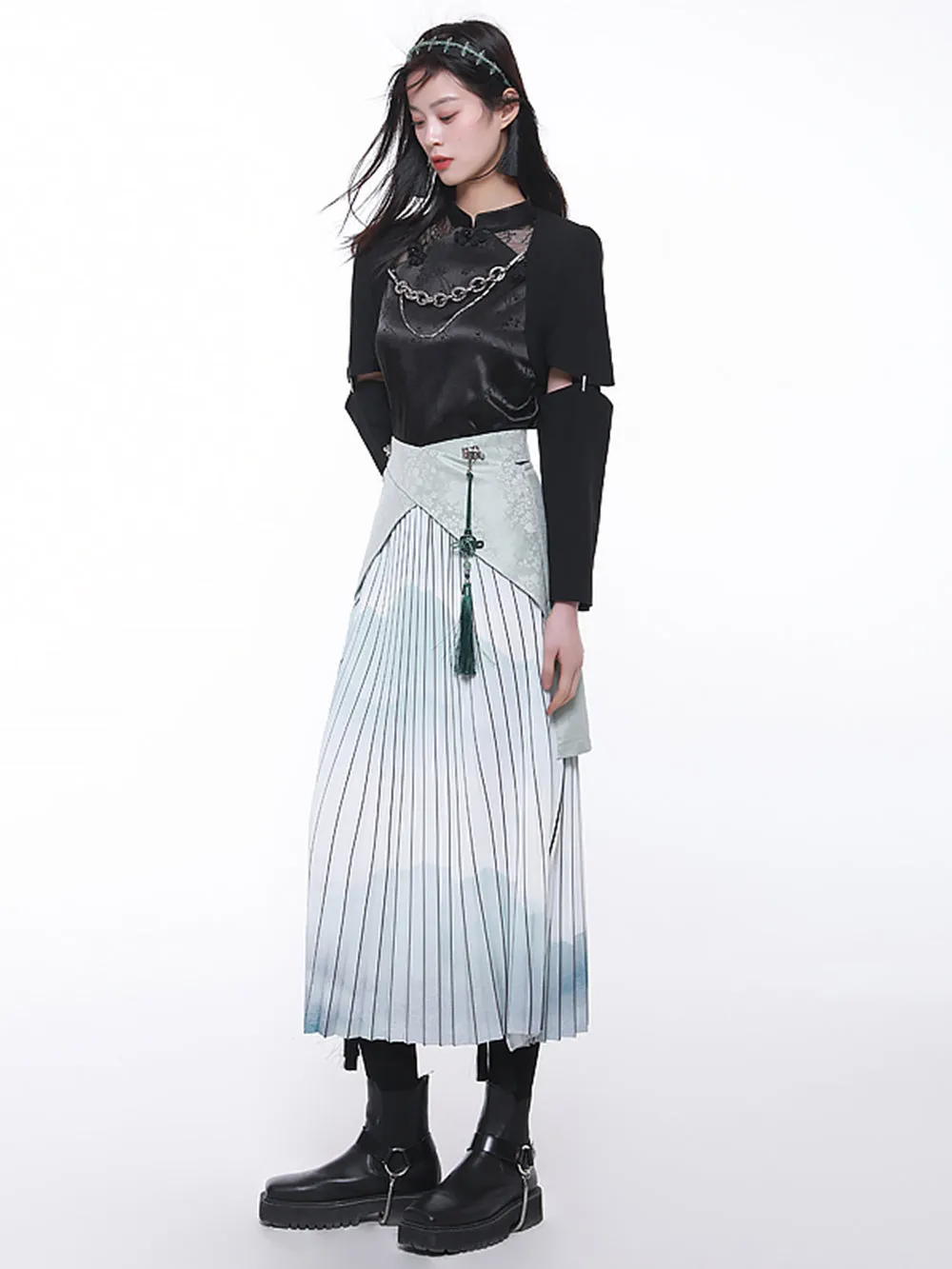 MUKTANK × CUUDICLAB Modified Song-style Pleated Skirts