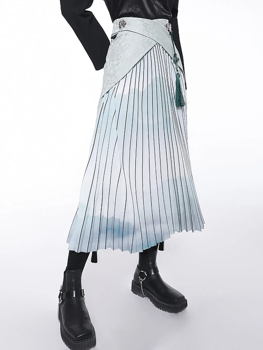 MUKTANK × CUUDICLAB Modified Song-style Pleated Skirts