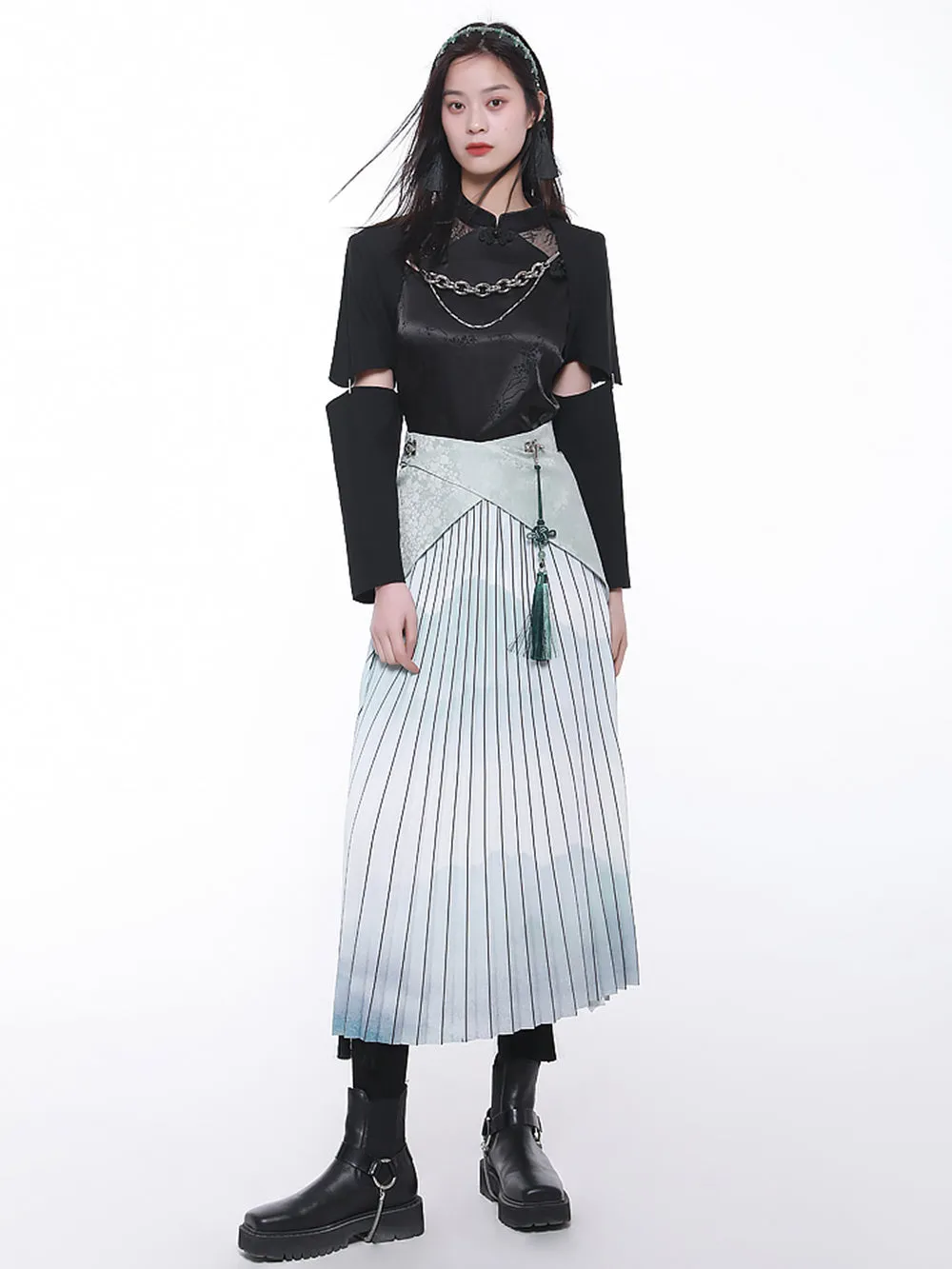 MUKTANK × CUUDICLAB Modified Song-style Pleated Skirts